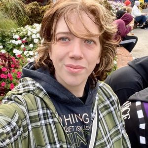 Meet your Posher, Kat